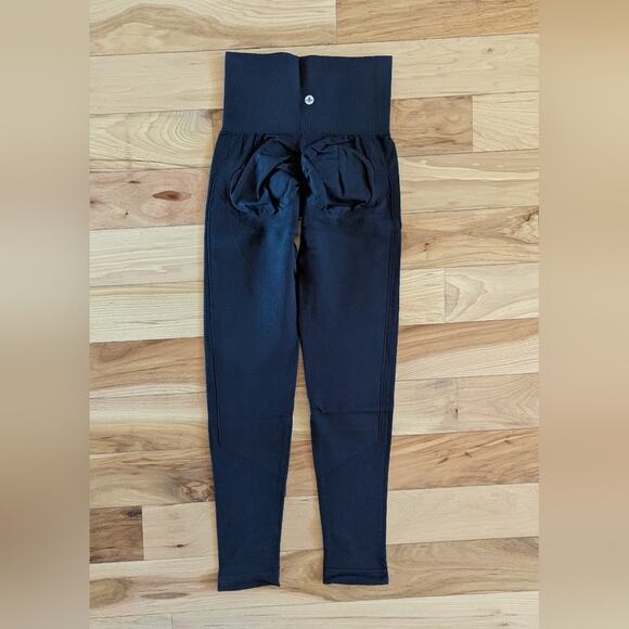 New Halara Seamless Leggings Size XS - Picture 5 of 8